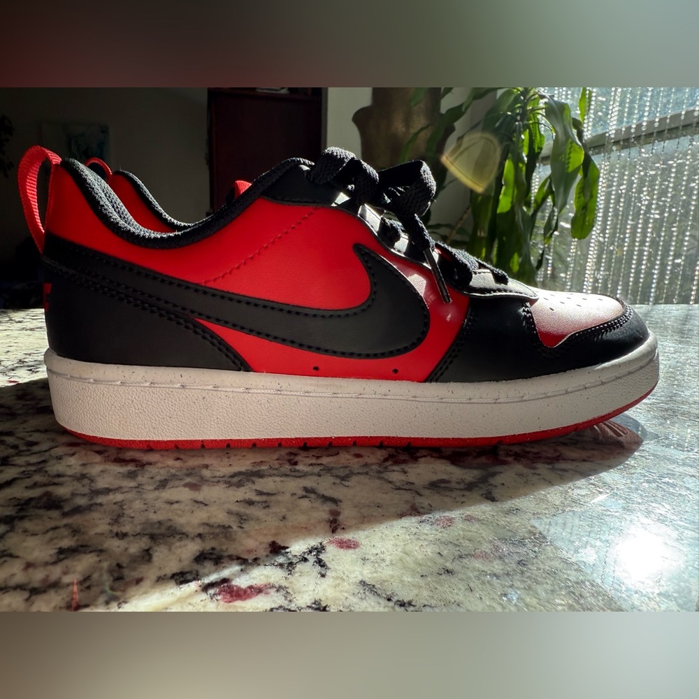 Nike Court Borough Low Recraft - size 5.5Y Perfect Condition